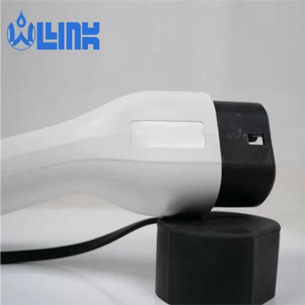 Mennekes Type 2 Tesla